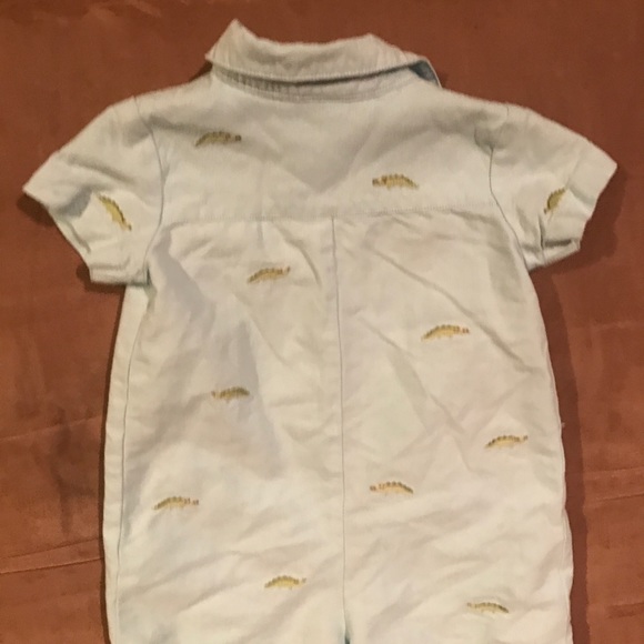 Boys Gymboree spring/summer button up - Picture 4 of 5